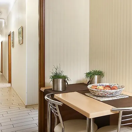 Bessarabka Apartments Kyiv Room photo
