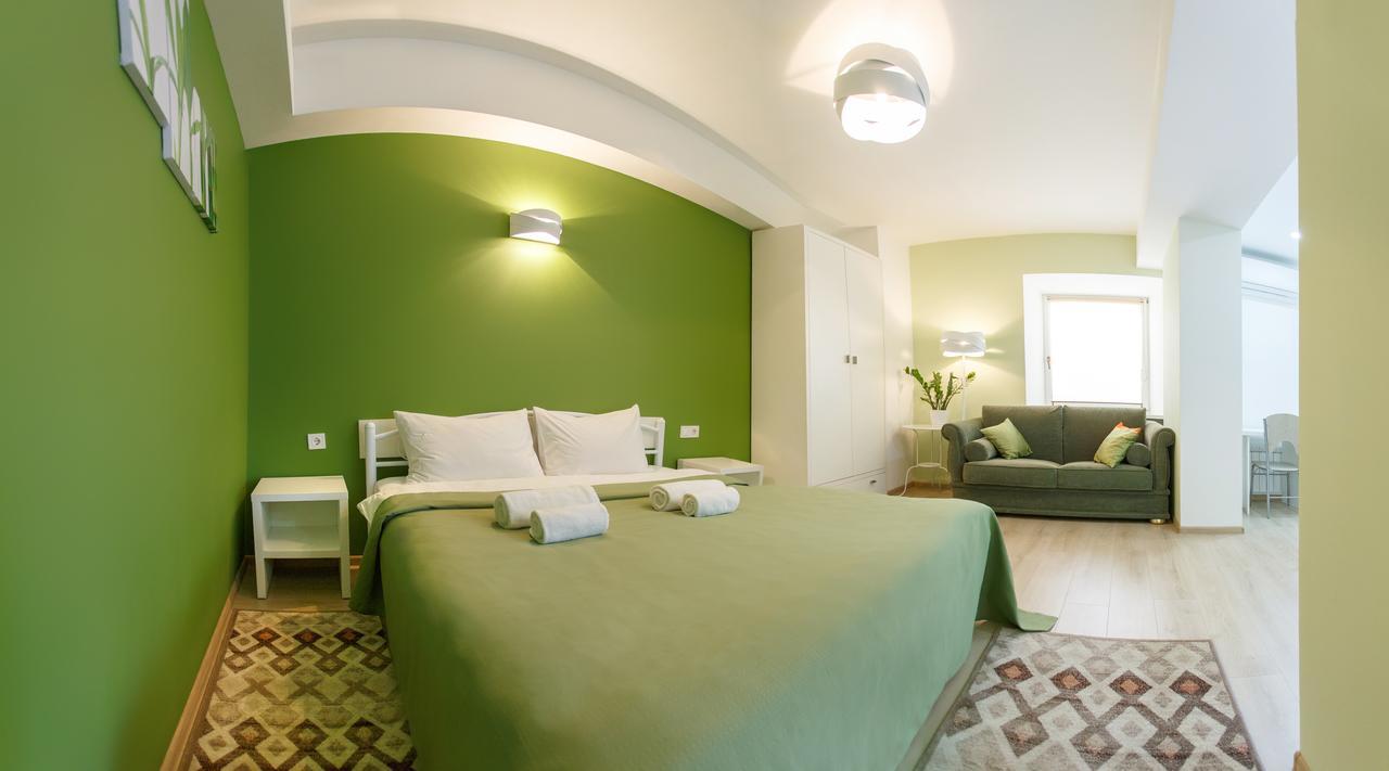 Bessarabka Apartment *