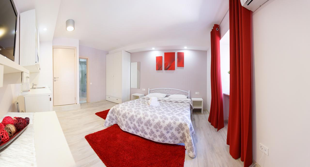 Bessarabka Apartment